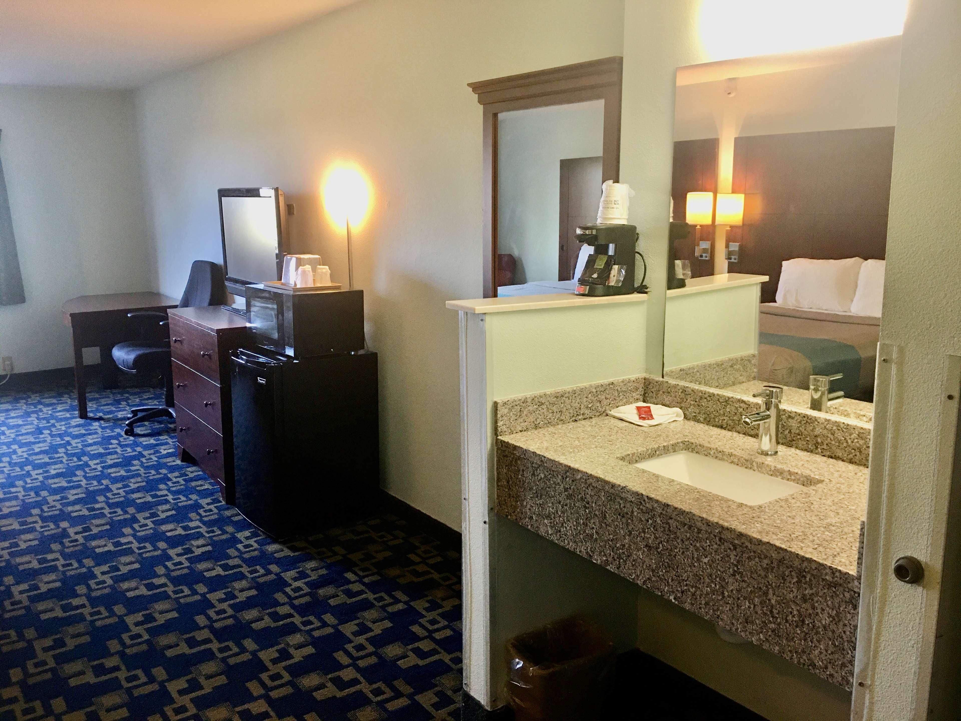 Surestay Hotel By Best Western Weimar Екстериор снимка